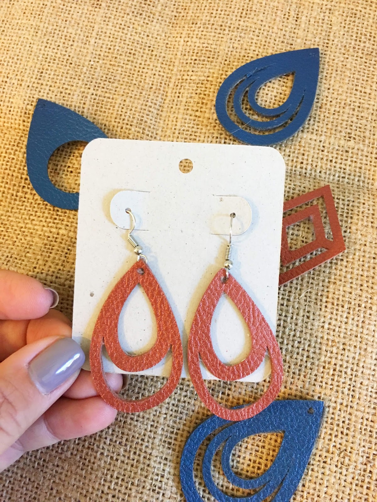 Free Silhouette Earring Card Templates Set Of 8 Silhouette School